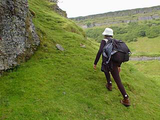 Scaling the cliffs to Cairn O