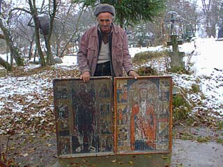 Man with the old paintings